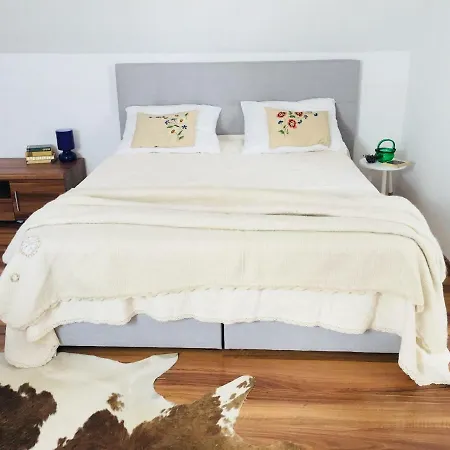 Casa Delia Apartment *
